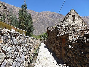 Ollantaytambo street
