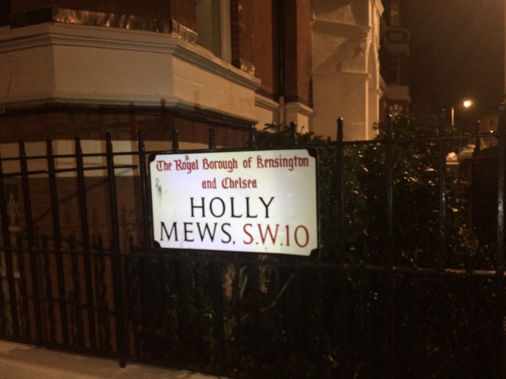 holly-mews